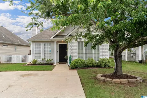 7922 Wynwood Ln, Helena, AL 35080