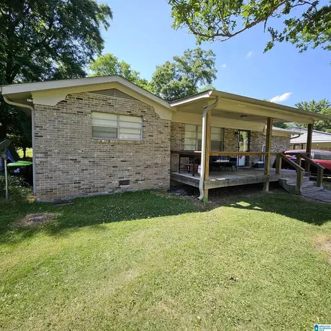 101 Princeton Dr, Childersburg, AL 35044