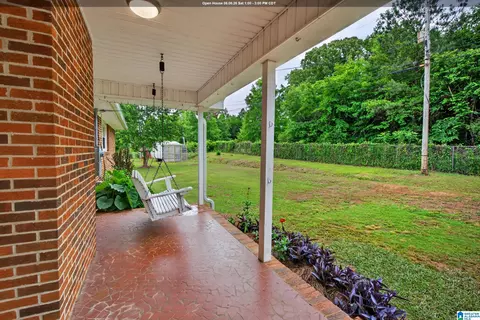 817 Taylor Cir, Sylacauga, AL 35150
