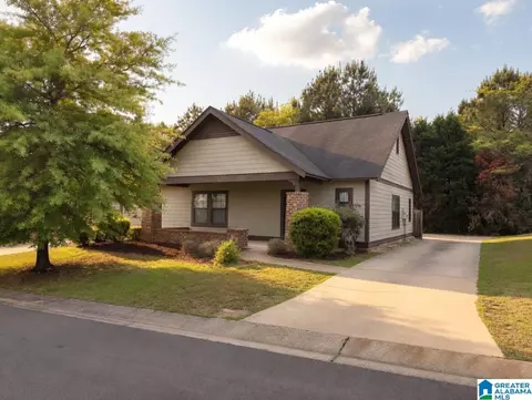 144 Enclave Ave, Calera, AL 35040