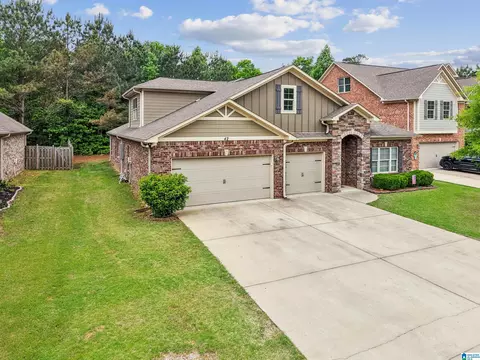 42 Waterford Pl, Trussville, AL 35173