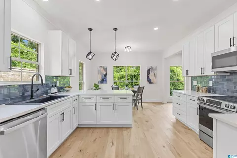 4701 Boulder Dr, Trussville, AL 35173
