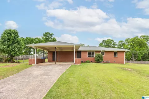 2008 Cheaha Dr, Oxford, AL 36203