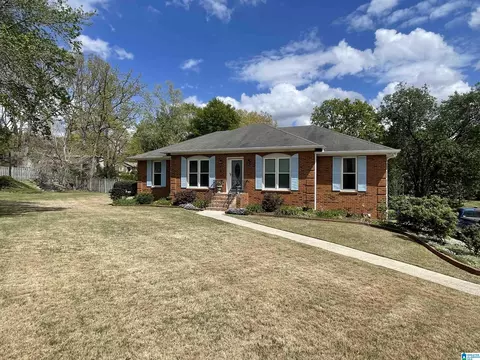 5229 Meadow Garden Ln, Birmingham, AL 35242