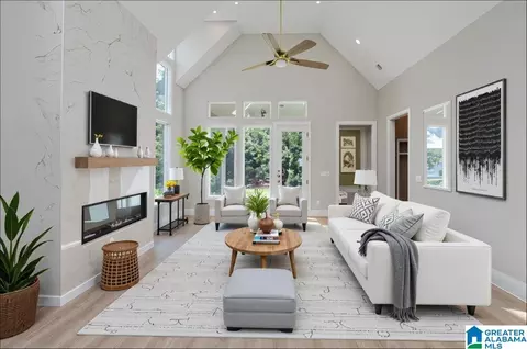 4200 Longmoor Rd, Hoover, AL 35244