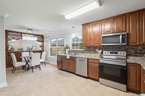 141 Hillcrest Dr, Montevallo, AL 35115