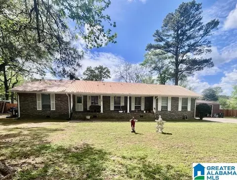 120 Midfield Ave, Hueytown, AL 35023