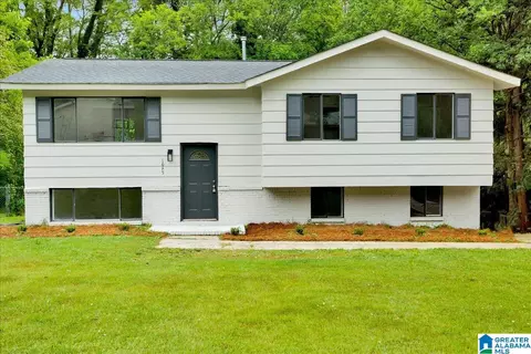 1645 Barrington Ln NE, Center Point, AL 35215