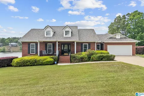 13380 Gloria Dr, Lake View, AL 35111