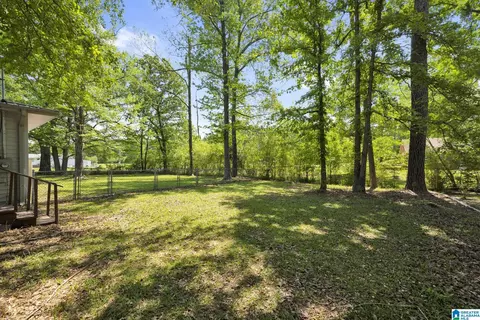 Exterior - 899 Old Warrior Rd, Sumiton, AL 35148 photo 4 of 8