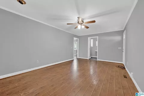 Living - 899 Old Warrior Rd, Sumiton, AL 35148 photo 4 of 4
