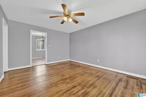 Living - 899 Old Warrior Rd, Sumiton, AL 35148 photo 1 of 4