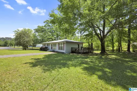Exterior - 899 Old Warrior Rd, Sumiton, AL 35148 photo 2 of 8