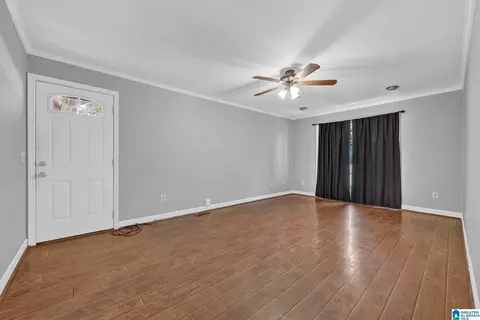 Living - 899 Old Warrior Rd, Sumiton, AL 35148 photo 3 of 4