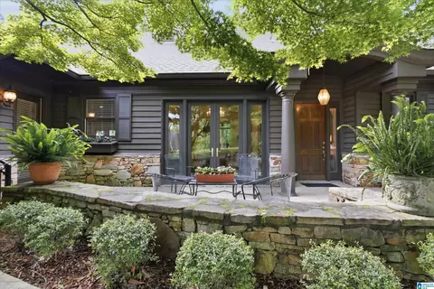 5124 Club Ridge Dr W, Vestavia Hills, AL 35242