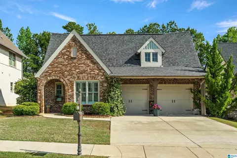 1048 S Hampton Pl, Birmingham, AL 35242