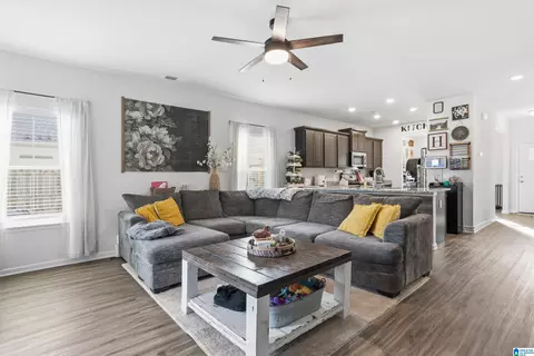 3283 Ponderosa Pkwy, Morris, AL 35116