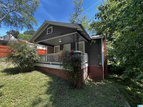 113 Knight Ave, Hueytown, AL 35023