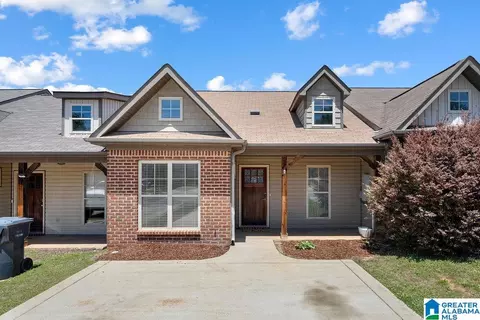 204 The Heights Dr, Calera, AL 35040