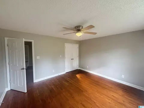 Bedroom - 1914 Loop Rd, Moody, AL 35004 photo 2 of 8