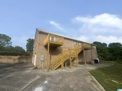 Exterior - 1914 Loop Rd, Moody, AL 35004 photo 5 of 11