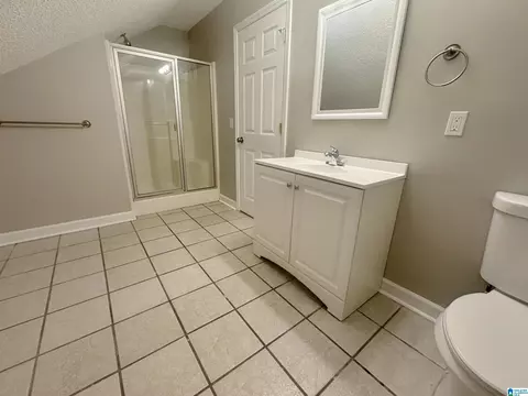 Bath - 1914 Loop Rd, Moody, AL 35004 photo 5 of 5