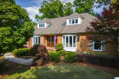 2917 Taralane Dr, Vestavia Hills, AL 35216