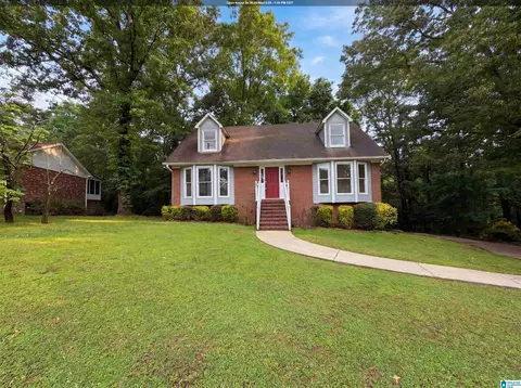 1223 6th St, Pleasant Grove, AL 35127