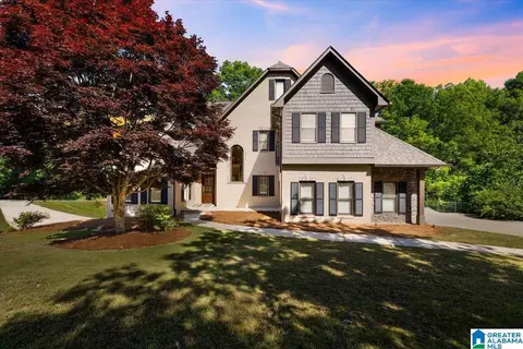 707 Saint Andrews Pkwy, Oneonta, AL 35121