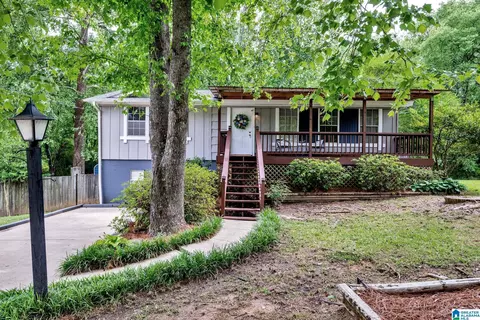 7899 Robbins Cir, Dora, AL 35062