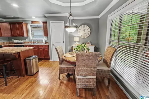 Dining - 116 Eagle Cove Dr, Pelham, AL 35124 photo 4 of 5