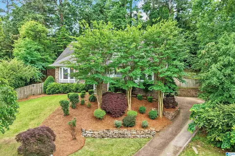 1408 Turnham Ln, Vestavia Hills, AL 35216