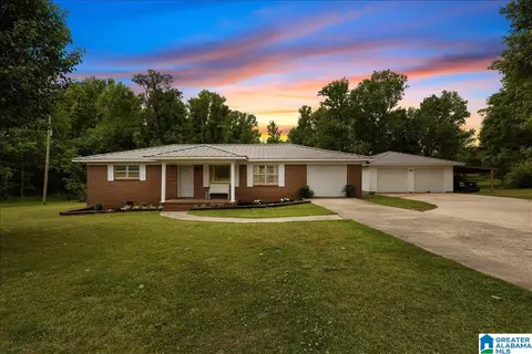 500 Shady Grove Rd, Guntersville, AL 35976
