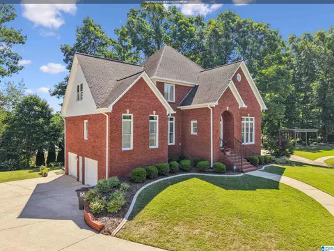 7004 Chula Vista Way, Trussville, AL 35173