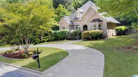 8514 Redwood Ln, Helena, AL 35022