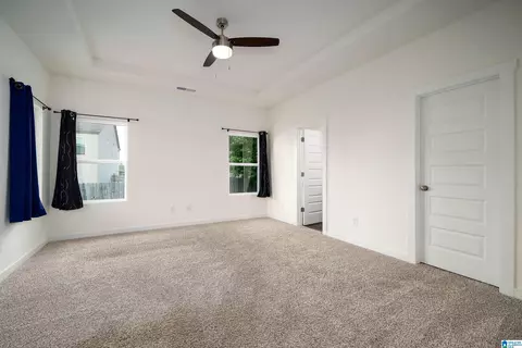 Bedroom - 9913 Hunter Pl, Warrior, AL 35180 photo 1 of 4