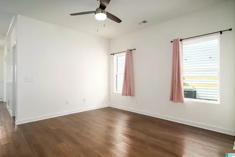 Living - 9913 Hunter Pl, Warrior, AL 35180 photo 2 of 2