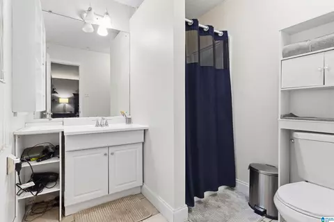 Bath - 5509 Mccaleb Dr, Dora, AL 35062 photo 2 of 2