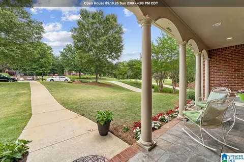 282 Kensington Ln, Alabaster, AL 35007