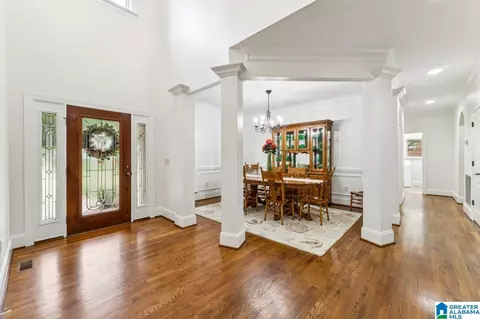 282 Kensington Ln, Alabaster, AL 35007