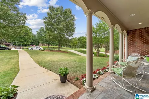 282 Kensington Ln, Alabaster, AL 35007