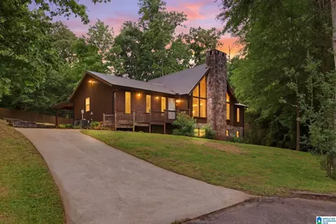 296 Thompson Dr, Gardendale, AL 35071