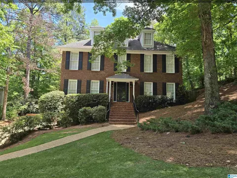 2229 Baneberry Dr, Hoover, AL 35244