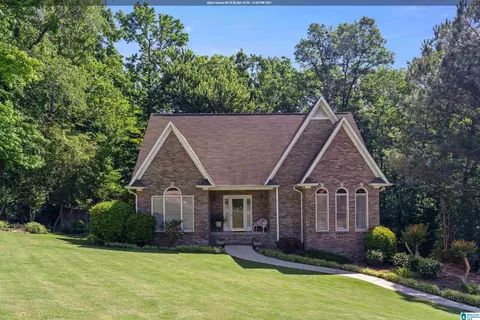 3541 Still Oaks Dr, Trussville, AL 35173
