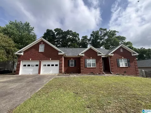 366 Lillian Ln, Anniston, AL 36207
