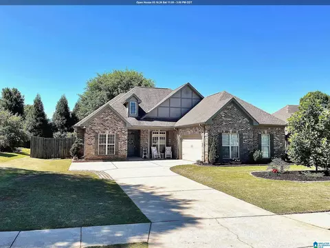 137 Tanglewood Dr, Alabaster, AL 35007