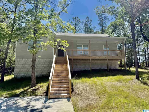 710 Walnut Cv, Odenville, AL 35120