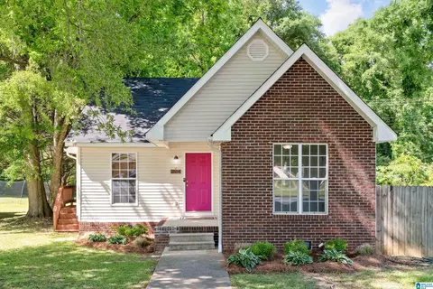 1004 W Walnut St, Sylacauga, AL 35150