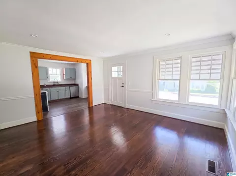 Living - 1401 E 9th St, Anniston, AL 36207 photo 2 of 3
