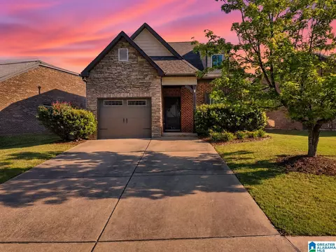 369 Kingston Cir, Birmingham, AL 35211